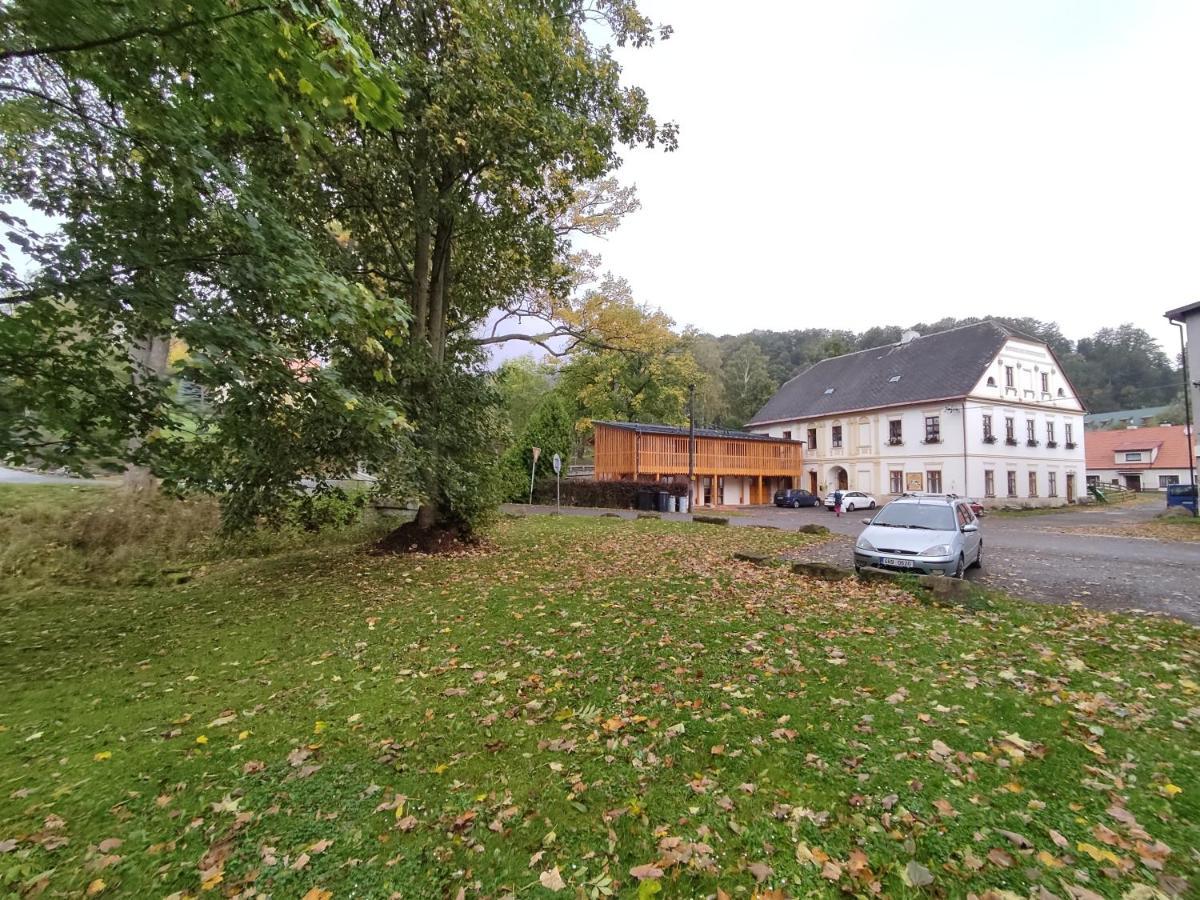 Apartment Ve Mlyne Teplice nad Metují Екстериор снимка