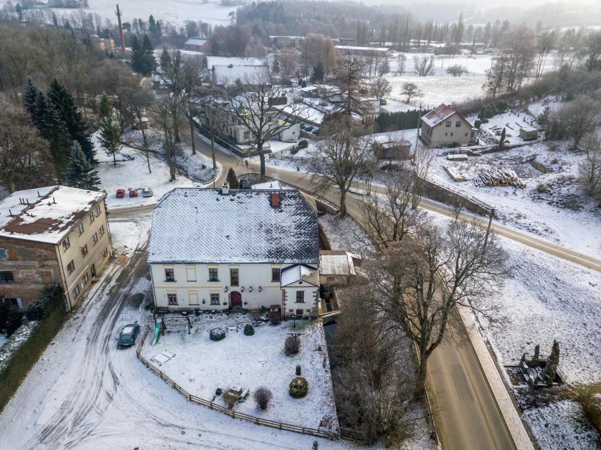 Apartment Ve Mlyne Teplice nad Metují Екстериор снимка