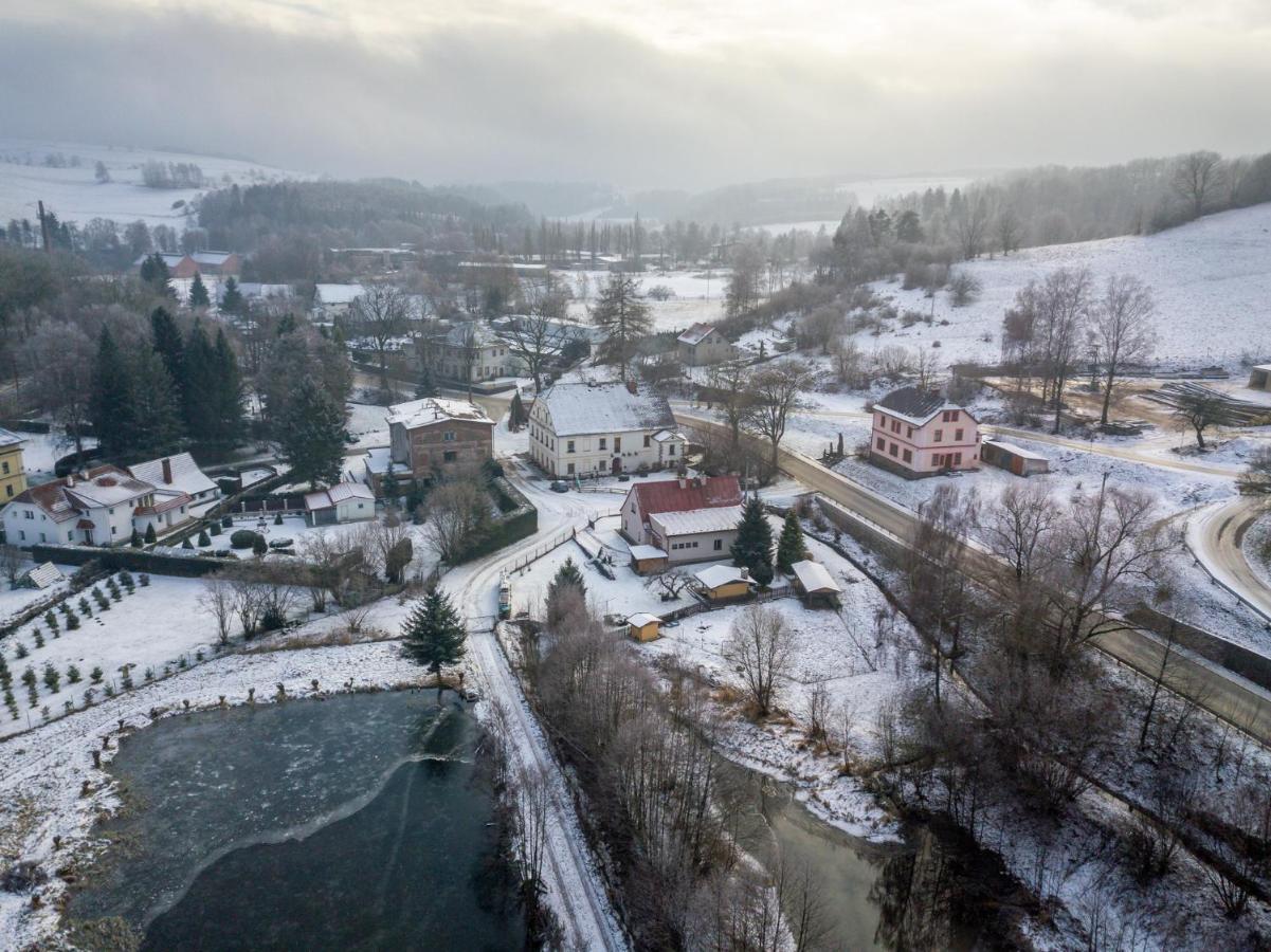 Apartment Ve Mlyne Teplice nad Metují Екстериор снимка